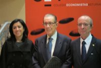 Juan Velarde cree que la falta de acuerdo sobre el presupuesto de la UE perjudica a España