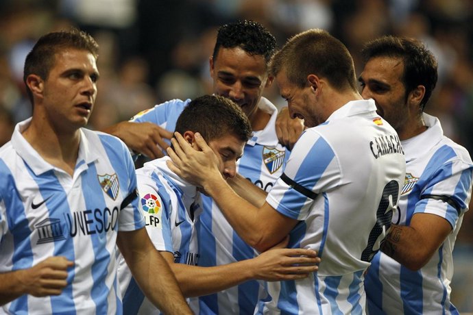 El Málaga golea al Valencia