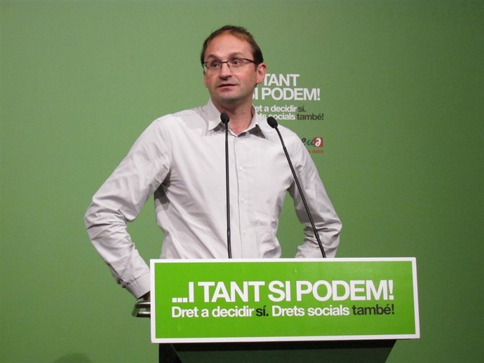 Joan Herrera (ICV-EUiA) en un mitin en Sant Feliu
