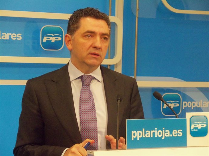 El secretario general del PP, Carlos Cuevas