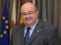 Rector de la UC dice de las movilizaciones que los sindicatos "harán lo que tengan que hacer" y que cada uno es "libre"