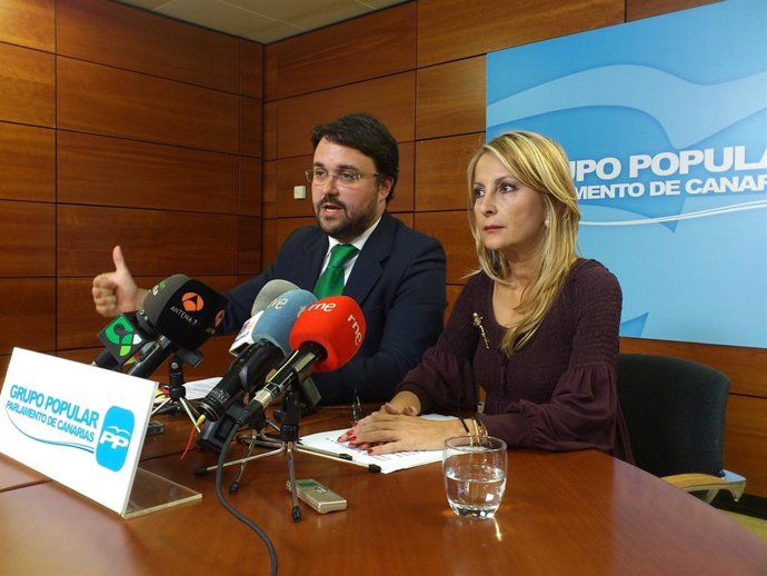 Asier Antona y Australia Navarro