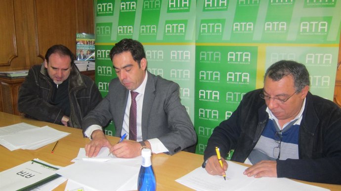 Dos nuevas asociaciones de Granada se integran en ATA