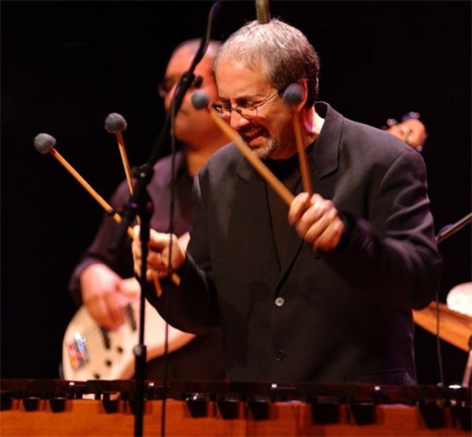 Dave Samuels Visita El Jimmy Glass