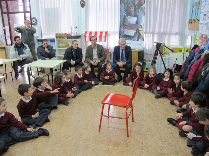 Del Río presenta proyecto 'La Silla Roja'