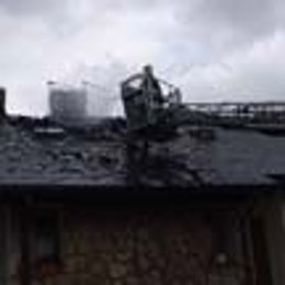 Extinción incendio chalé