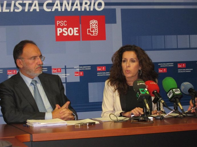 Fajardo y Padrón, en rueda de prensa