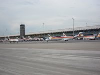 El Gobierno matiza que el expediente de Bruselas es por las tasas aeroportuarias de 2012