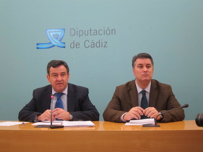José Loaiza, presidente de Diputación, junto a Ignacio Romaní,  del IEDT