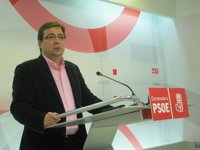 Vara afirma que Monago busca "politizar" unas cajas que cuando no gobernaba apostaba por "despolitizar"