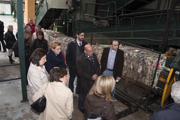 Visita a un centro de empleo de Amica