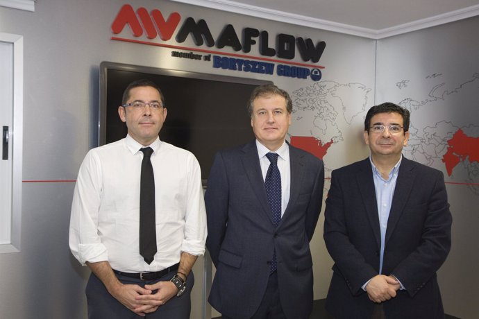 Visita del consejero de Industria, Eduardo Arasti, a la empresa Maflow