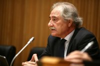 PP y PSOE se enzarzan en acusaciones sobre las responsabilidades en la quiebra de CCM