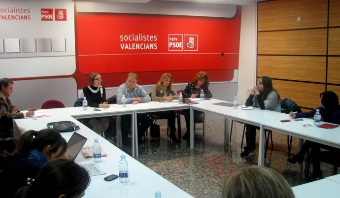 Reunión De Dirigentes Del PSPV Con Alcaldes 