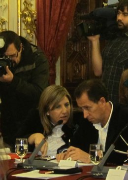 Irene García y José María Román, presidenta y portavoz del PSOE en Diputación