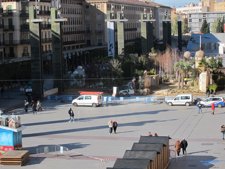 Preparativos de Navidad en la Plaza del Pilar