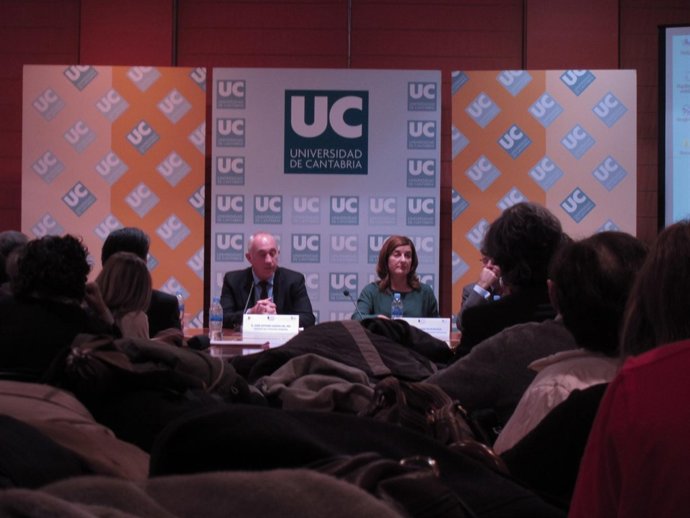 Sáenz de Buruaga presenta el plan 