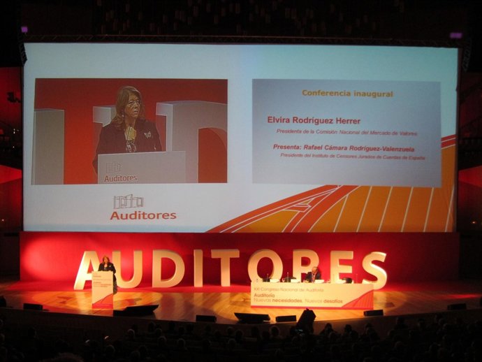 La presidenta de la Comisión Nacional del Mercado de Valores, Elvira Rodríguez.