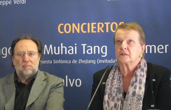 Ricacrdo Chailly Y Helga Schmidt 