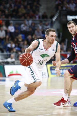 Txemi Urtasun  Caja Laboral - Unicaja 