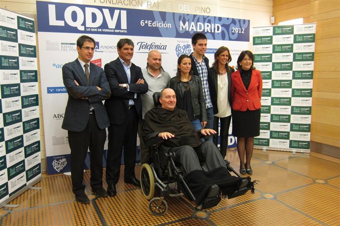 Ponentes y organizadores del Congreso 'Lo que de verdad importa'