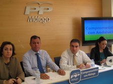 El secretario general del PP-A y el presidente del PP malagueño