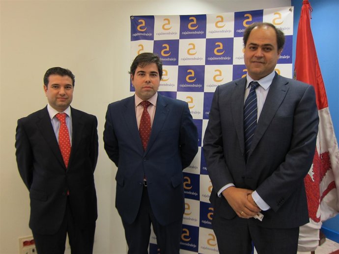 Responsables De Cajalmendralejo En Cáceres