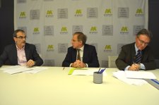 Manuel Guedea, Eduardo Roldán y Regino Riazuelo.