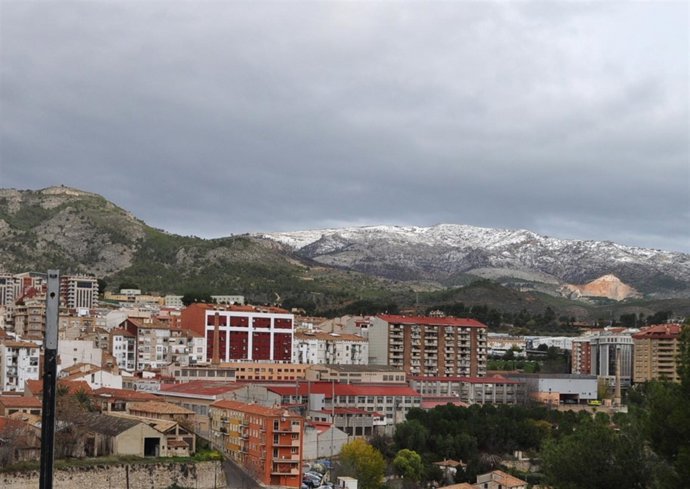 Nieve sobre la cima del Montcabrer