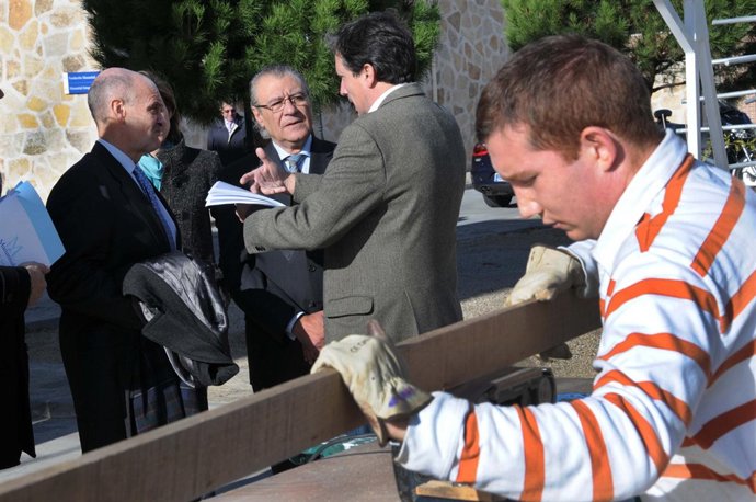 Fermosel visita un centro de rehabilitación laboral para enfermos mentales