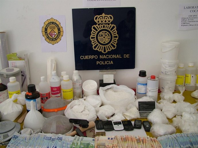 Droga y efectos intervenidos a la red que operaba en la Costa Brava