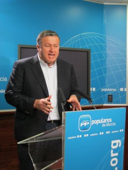 El Vicesecretario General de Comunicación del PP regional, Francisco Bernabé