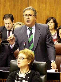 Juan Ignacio Zoido, ante el Pleno del Parlamento