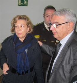 Munar, junto a su abogado