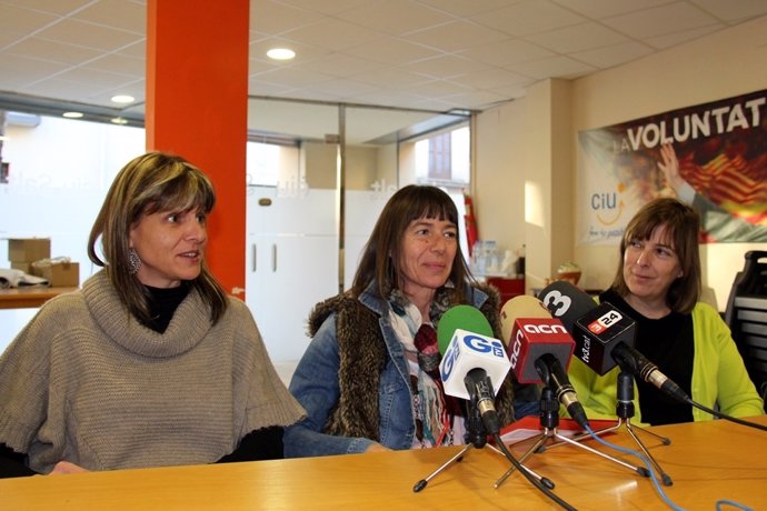 Fanny Carabellido, Glòria Pàmies, Anna Fusté, concejalas de Salt (Girona)
