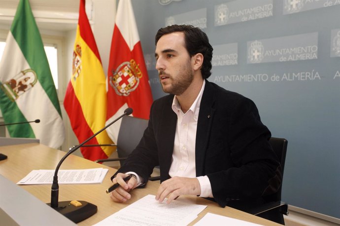 Carlos Sánchez, en rueda de prensa de junta de gobierno