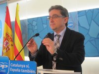 El PP acusa a Mas de abocar Cataluña al "desgobierno" si pacta con ERC
