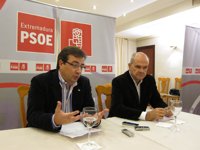 El PSOE ofrece una charla en Badajoz enmarcada en el proceso de "repensar" el proyecto socialista