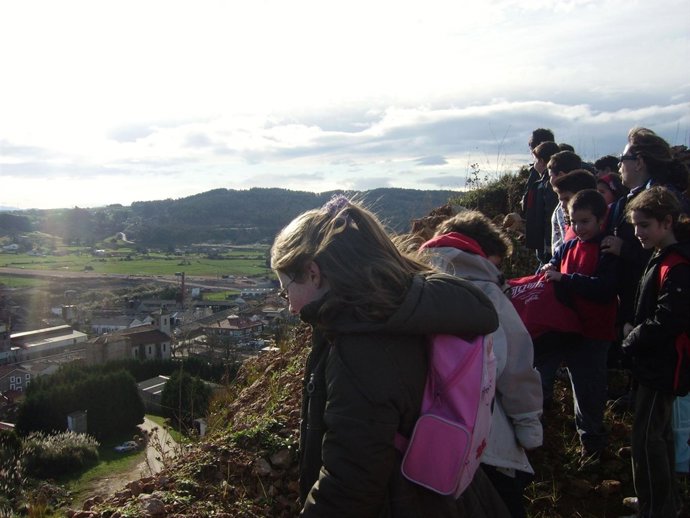 Escolares de Camargo participan en 'El Bosque de Otoño'