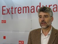 Valentín García recuerda a IU puede "romper" su "pacto antinatura" con el PP apoyando las enmiendas del PSOE a los PGEx