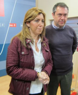 Susuna Díaz y Juan Espadas en la sede del PSOE de Sevilla