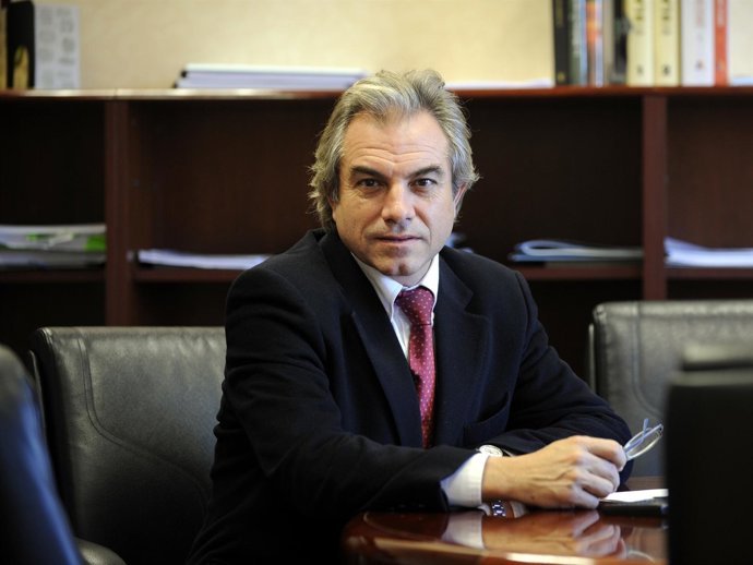 El diputado de Economía y Hacienda, Máximo Caturla         