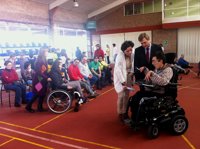 Bretón participa en las actividades del Centro de Recuperación de Personas con Discapacidad de Lardero
