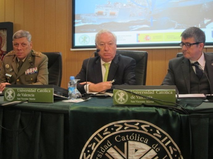 García Margallo en una conferencia en la Universidad Católica de Valencia