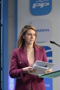 Cospedal dice que el PP "siempre está dispuesto a hablar" pero pide a CiU que aclare cuál es su posición "real"  