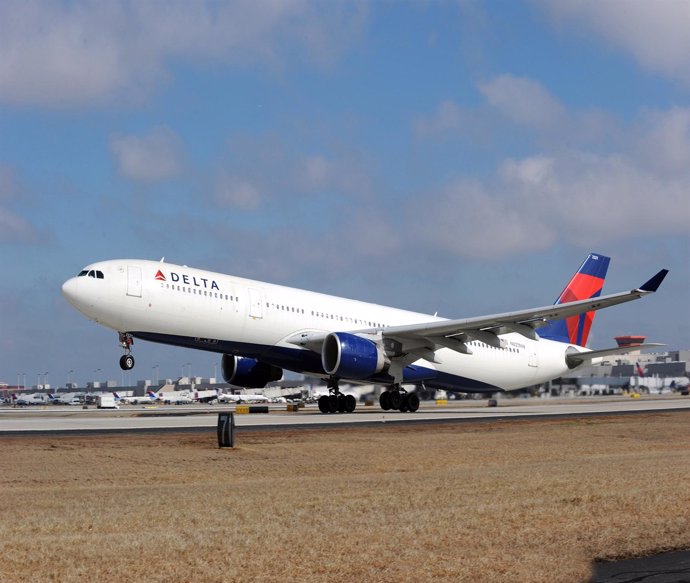Avión A330-300 de Delta que servirá en 2013 la ruta Barcelona - Atlanta