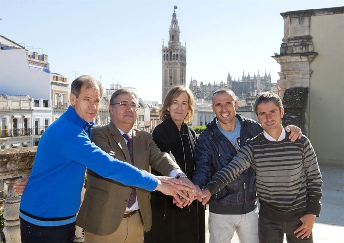Abel Antón, Juan Ignacio Zoido, Mª del Mar Sánchez, Chema Martínez y Fiz  