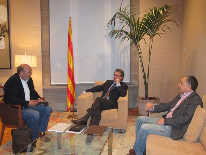Joan Carles Gallego, Artur Mas y Josep Maria Álvarez minutos antes de la reunión