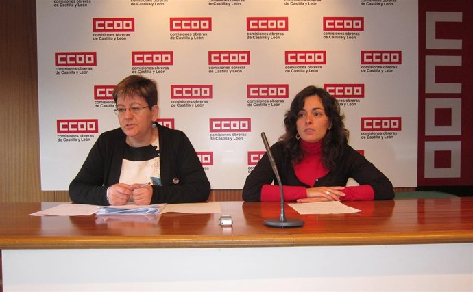 Las responsables de Juventud de CC.OO, Eva Espeso y Luzma Bártulos
