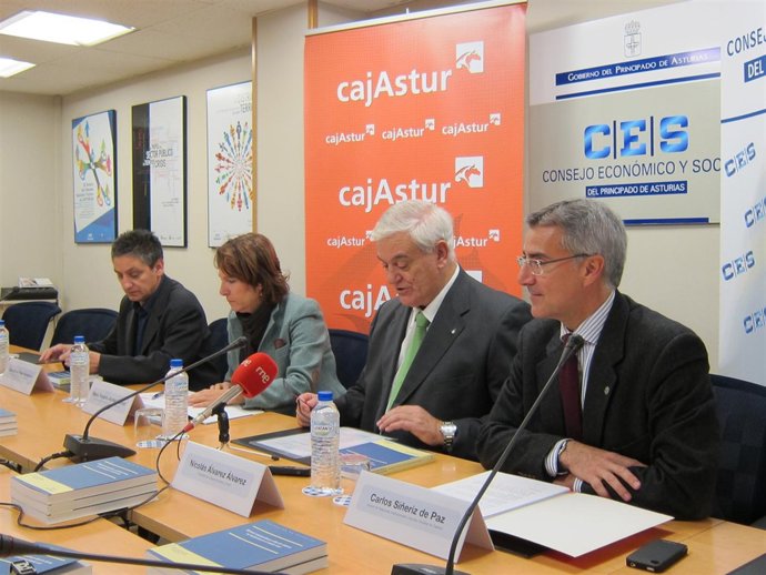 José Manuel Pérez,  Rosario Alonso, Nicolás Álvarez Y Carlos Siñeriz